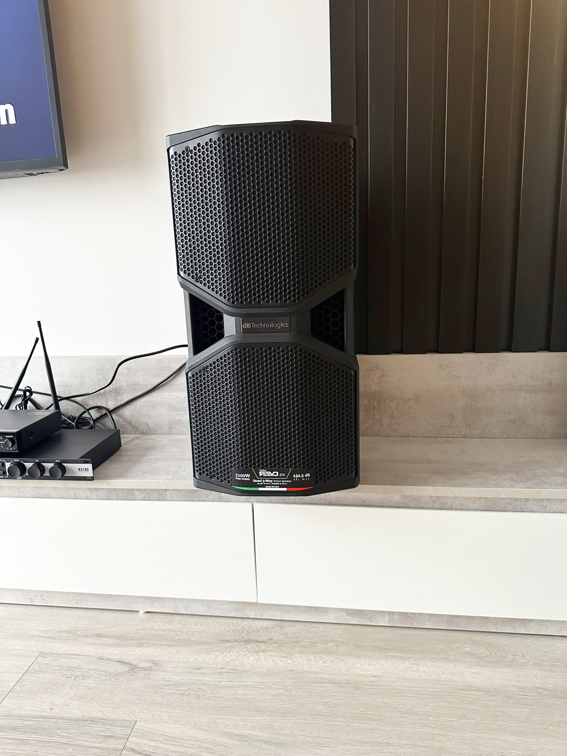 lap dat dan am thanh dbtechnologies cho khach hang tai thanh xuan ha noi 1