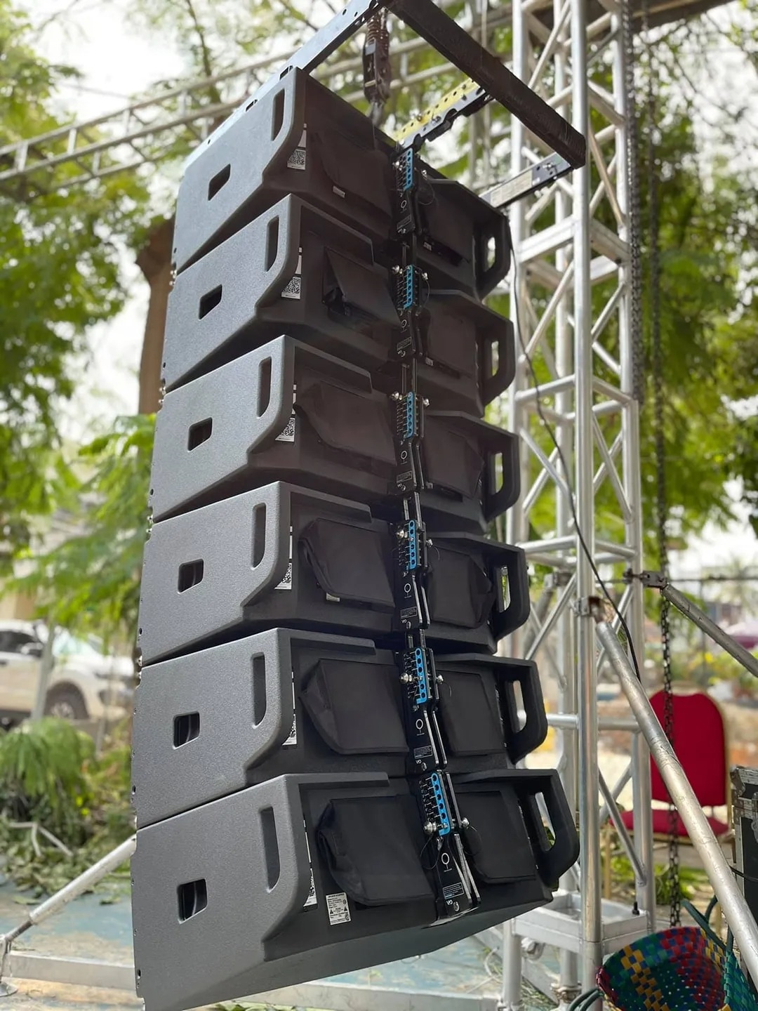 loa line array dbtechnologies vio l1610 6