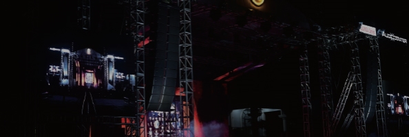 Âm Thanh Hội Trường, Sân Khấu