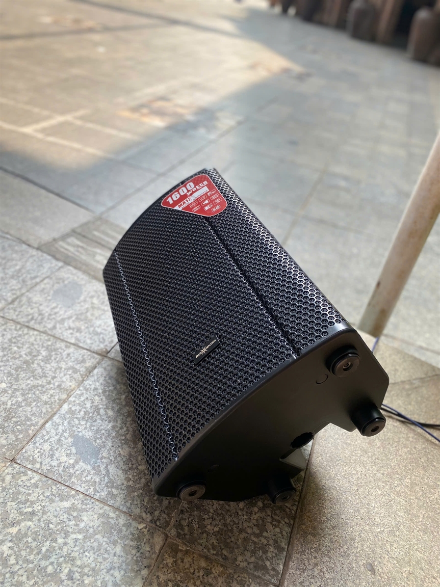 k la12a truong luong the vinh 10