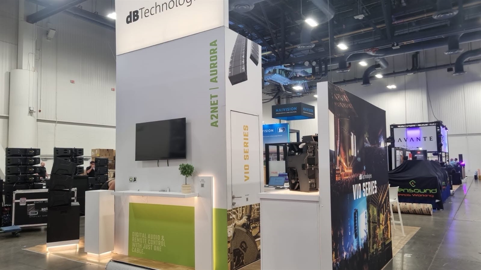 vio l1608 infocomm 2026 5