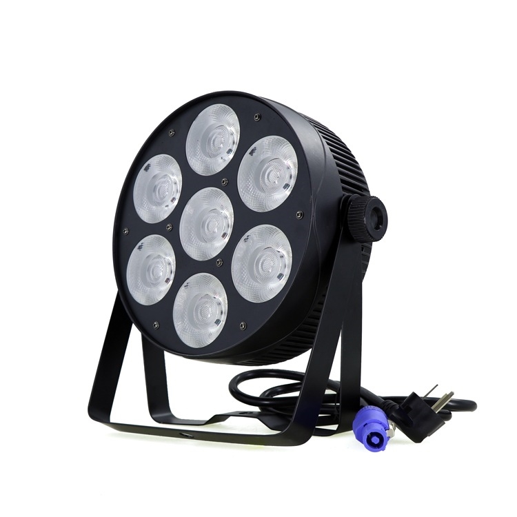 Đèn Pha LED VLTG LX-L143 góc nghiêng mặt trước và dây nguồn