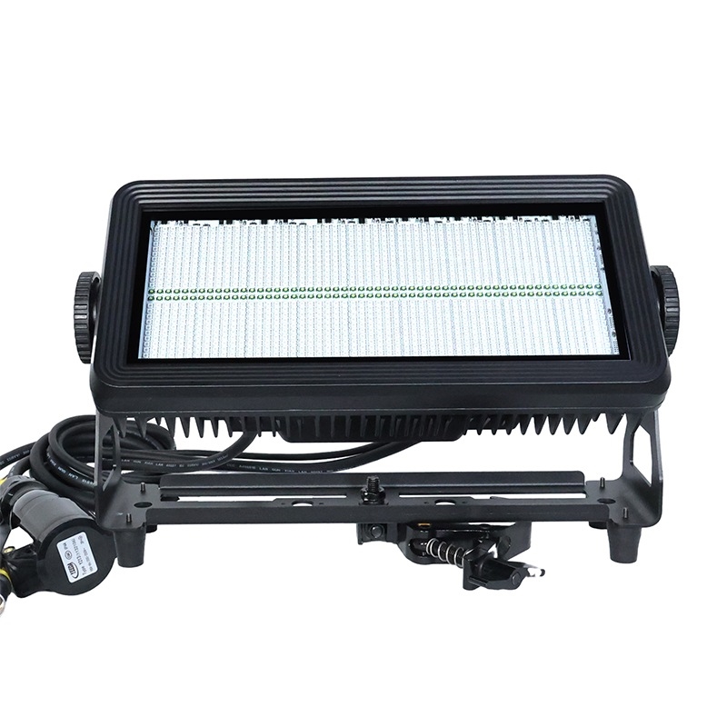 Đèn Chớp VLTG LX-LED1404P nhìn chính diện