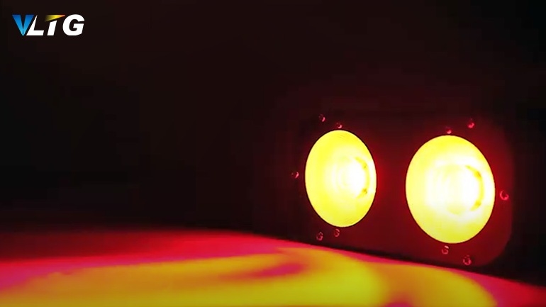 Đèn LED COB VLTG LX-L145 minh họa ánh sáng trắng ấm
