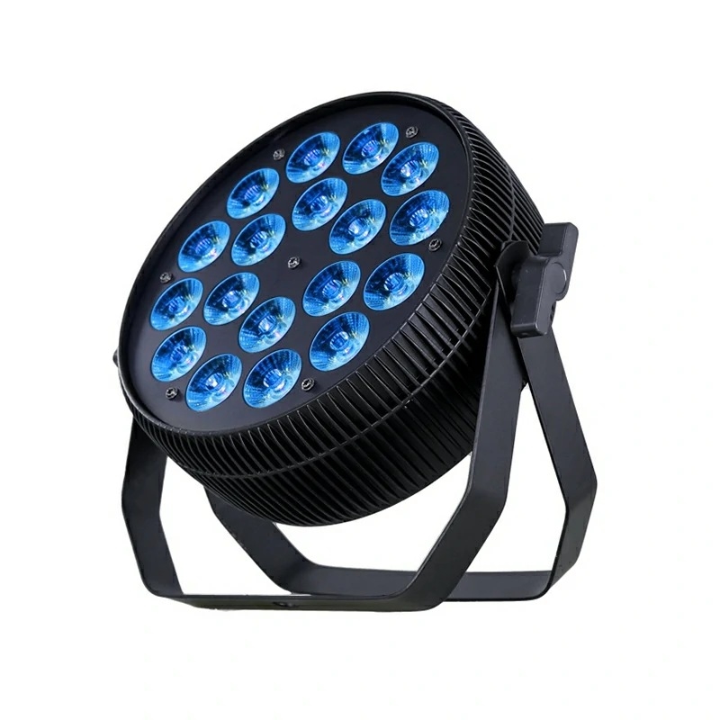 Đèn Pha LED VLTG L-PW-1810C4-K mặt trước và giá đỡ đôi