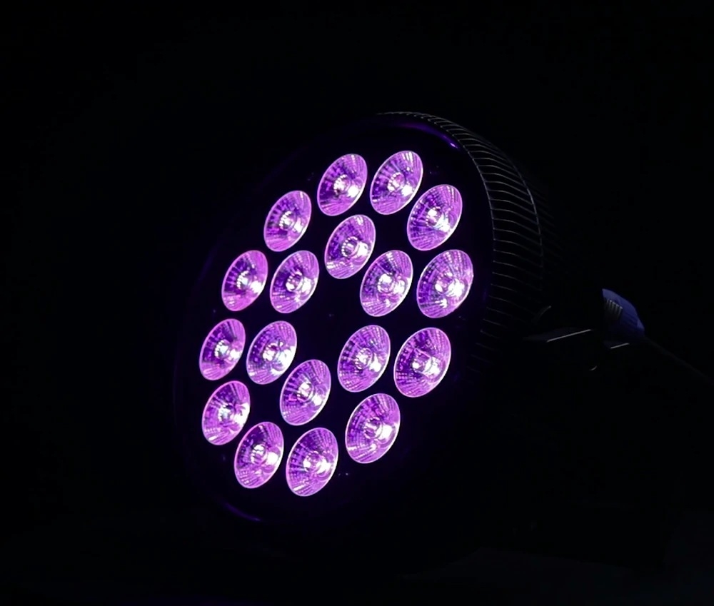 Đèn Pha LED VLTG LX-L140 phát ánh sáng tím